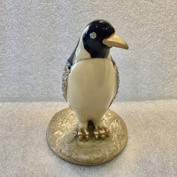 Vintage Enamel And Crystal Penguin Collectible Figurine - Picture 3 of 9